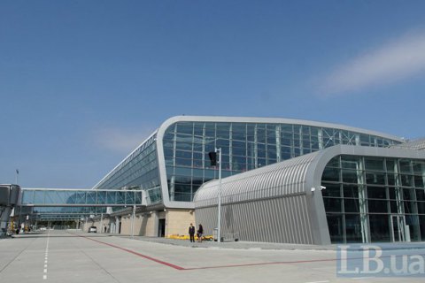 Во Львове сообщили о минировании аэропорта, вокзала и еще более 10 объектов