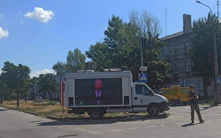У Сєвєродонецьку окупанти пропонують митися у вуличних душових наметах 