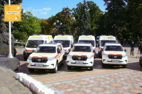 200 скорых от Фонда Рината Ахметова помогают в спасении жизней