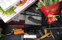 У центрі Києва поліція виявила автомат Калашникова в багажнику автомобіля