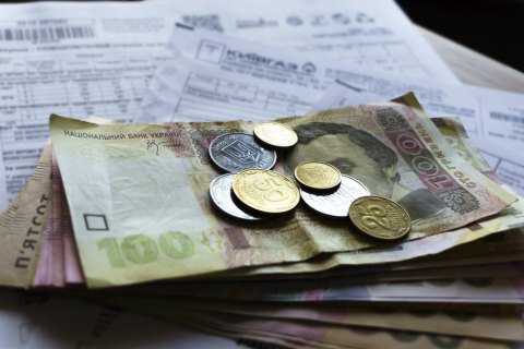 Кабмин предложил "навести порядок" с прожиточным минимумом и отвязать от него штрафы