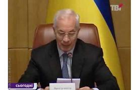 Азаров: я редко появляюсь на ТВ, в отличие от оппозиции