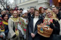 Порошенко посетил рождественскую ярмарку во Львове