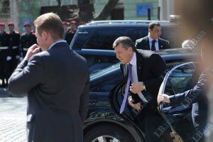 Центр Донецка перекрыт: в город едет Президент