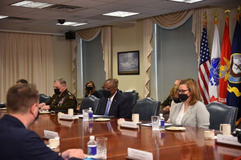 Встреча министров обороны Украины и США длилась более 3 часов: о чем говорили 