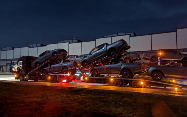 "Повернись живим" придбав для українських воїнів 51 новий пікап Fiat на понад 1 млн євро 