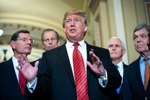 Трамп объявил, что готов пойти на уступки демократам в связи с затянувшимся "шатдауном"