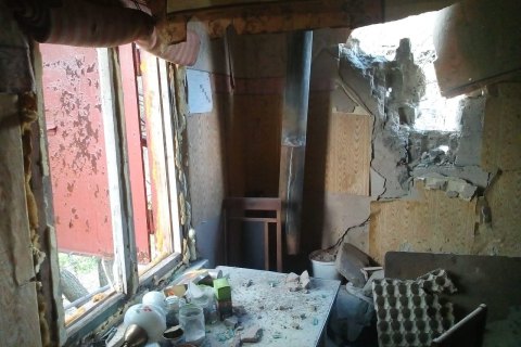 Боевики обстреляли село Каменка, снаряды попали в дачные дома