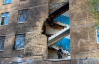 Головне за четвер, 1 жовтня: понад 170 боєзіткнень, удари по Південному мосту в Києві, вирок вбивці Фаріон  