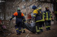 Кількість жертв унаслідок удару по багатоповерхівці в місті Суми зросла