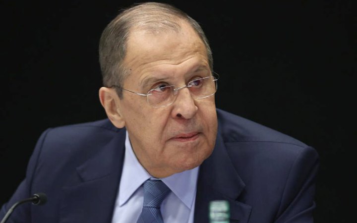 МЗС Росії погрожує новими ударами по Києву та закликає іноземних дипломатів виїхати з міста