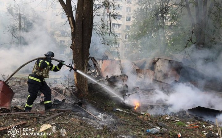ДСНС показала наслідки ударів росіян по житлових кварталах Харкова