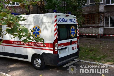 Две школьницы спрыгнули с крыши многоэтажки в Мариуполе