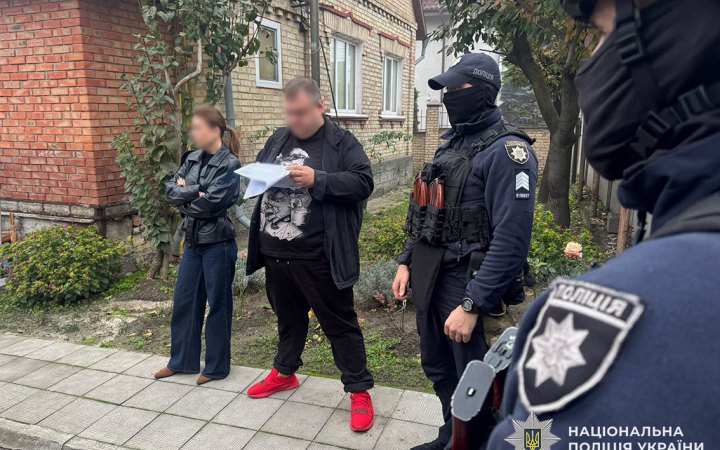 Обіцяли повернути сина з полону РФ: на Чернігівщині викрили шахраїв, які виманили у жінки на понад пів мільйона гривень 