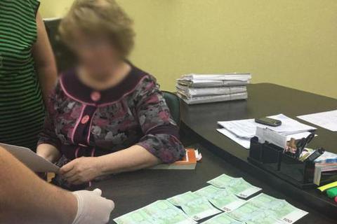 Судью из Броваров отправили под суд по обвинению в получении взятки