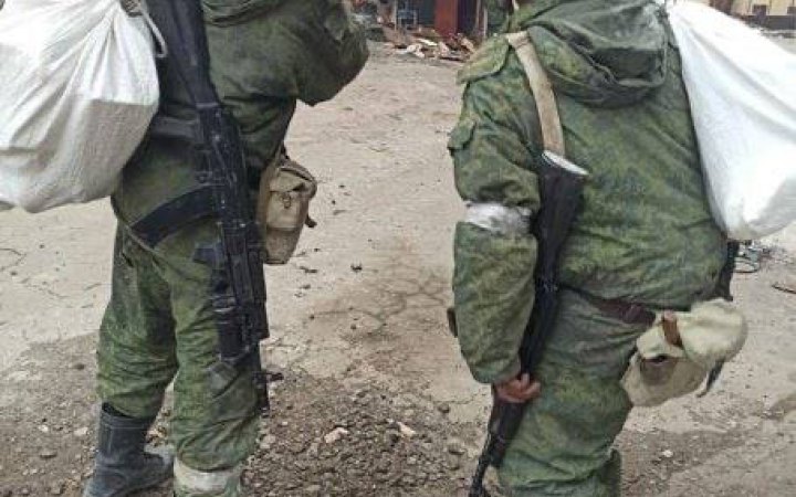 Російські "волонтери" грабують українців на окупованих територіях, - Луганська ОВА