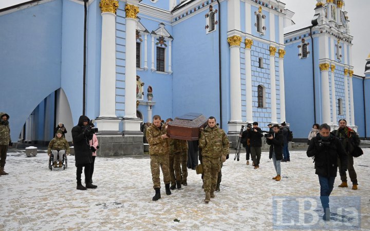 У Києві попрощалися із шведським добровольцем "Госпітальєрів" Ніко, який загинув під час евакуації поранених
