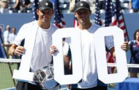 US Open: Брайаны выиграли сотый турнир, россиянки - только пятый 