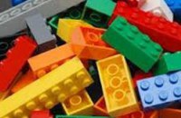 Lego перестане маркувати свої іграшки позначками "для дівчаток" та "для хлопчиків"