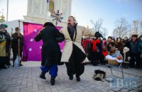 Рада сделала выходным католическое Рождество, а 2 мая - рабочим днем