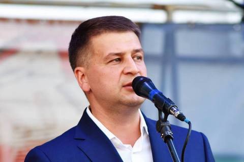 Мэру Василькова сообщили о подозрении за выплату матпомощи перед выборами