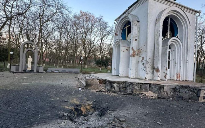 Кількість постраждалих внаслідок ранкової атаки по Херсону збільшилася до семи осіб, МВА