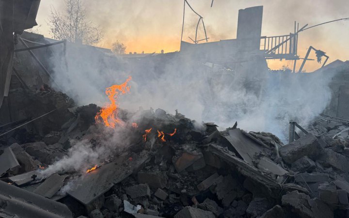 Головне за ніч та ранок неділі, 26 жовтня: атака дронів на Київ, понад 180 боєзіткнень, ситуація на Покровському напрямку 