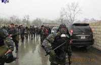 На подавление беспорядков в азербайджанском городе бросили бронетехнику