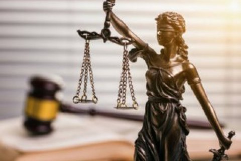 Зеленський просить Раду підтримати зміну підсудності ОАСК та перевірку членів ВРП