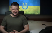 "Чем быстрее мы получим оружие, которое запросили, тем скорее будет мир", - Зеленский