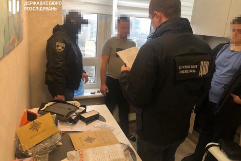 Двое полицейских из Одесской области инсценировали задержание, чтобы присвоить 19 тыс. евро