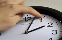 Сегодня ночью Украина перейдет на летнее время