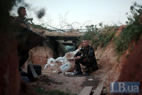 ​Боевики пытались штурмовать позиции военных в районе Новотроицкого