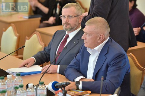 Регламентный комитет Рады взял два дня для оформление решения по представлению на Вилкула