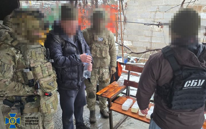 У Запоріжжі затримали імовірного агента РФ, який намагався влаштуватися на оборонний завод