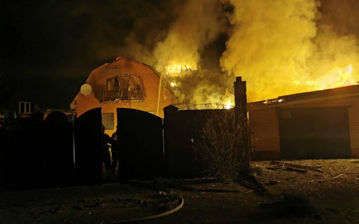 Головне за ніч та ранок п’ятниці, 15 березня: удари балістикою по Одесі, атака дронів на Київ, наслідки обстрілу Вінниччини