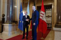 Кличко під час зустрічі з мером Гамбурга обговорив допомогу Києву новими системами зв’язку