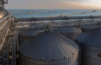 У Новоросійську після атаки України зупинили роботу два великі зернові термінали, – Reuters