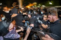 Під час протестів у США зафіксували понад 200 нападів на журналістів