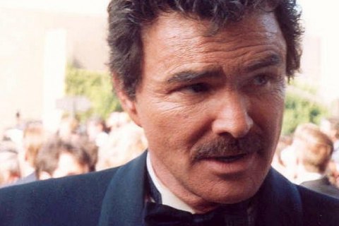 В США умер известный актер 70-х Берт Рейнольдс