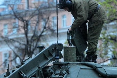 У Донецькій області військовослужбовці злили і намагалися продати 2 тис. тонн палива