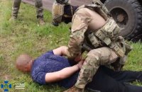 Мешканець Торецька зливав ворогу позиції української артилерії під Бахмутом, – СБУ
