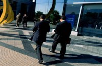 Власти Чили призвали мужчин не носить галстуки летом, чтобы беречь электроэнергию