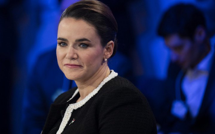 Президентка Угорщини пішла у відставку через помилування у справі про сексуальне насильство над дітьми
