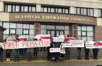 Білоруси вийшли на недільні акції протесту, є затримані