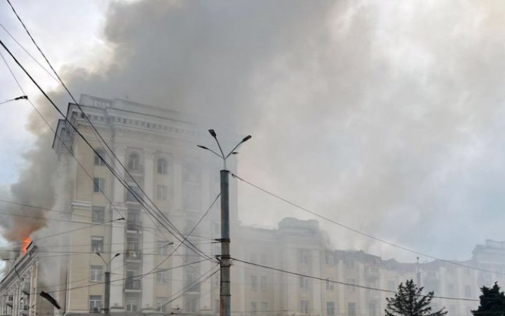 Атака на залізницю на Дніпропетровщині: загинула чергова по будинку локомотивних бригад, є поранені