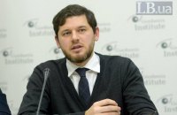 Государство должно стать конкурентным работодателем, иначе реформировать госслужбу не удастся, - специалист