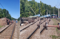 У Пустомитах зійшов з рейок товарний поїзд