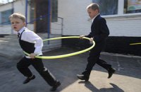 Кабмин заставит школьников шевелиться