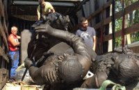 В Симферополь из России привезли памятник Екатерине II